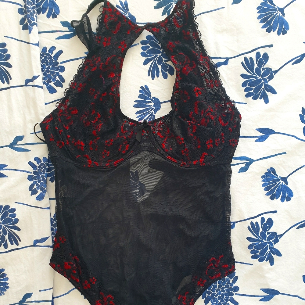 Lingerie in red